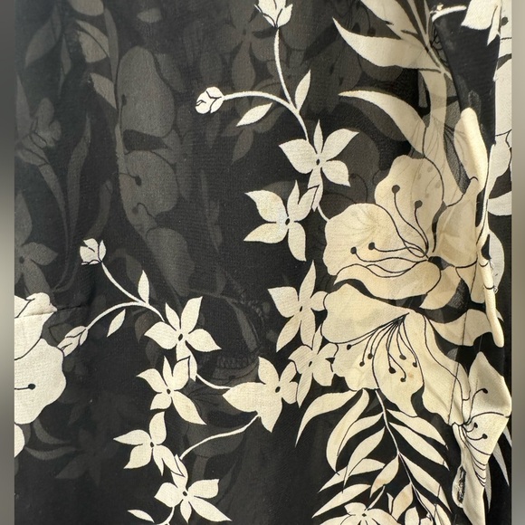 Venezia Jeans Clothing Co. floral collar open long blouse size 18/20 - Picture 3 of 4